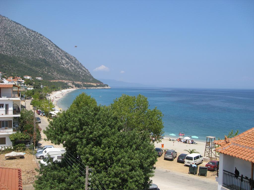 Petros Studios Poros  Exterior photo