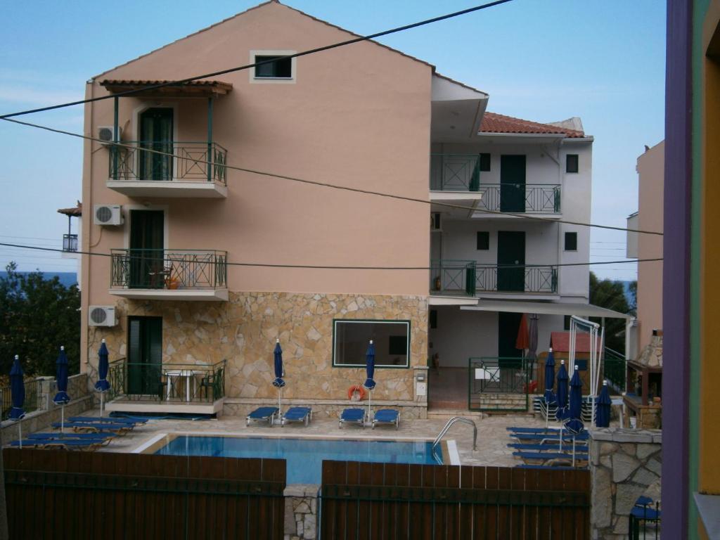 Petros Studios Poros  Exterior photo