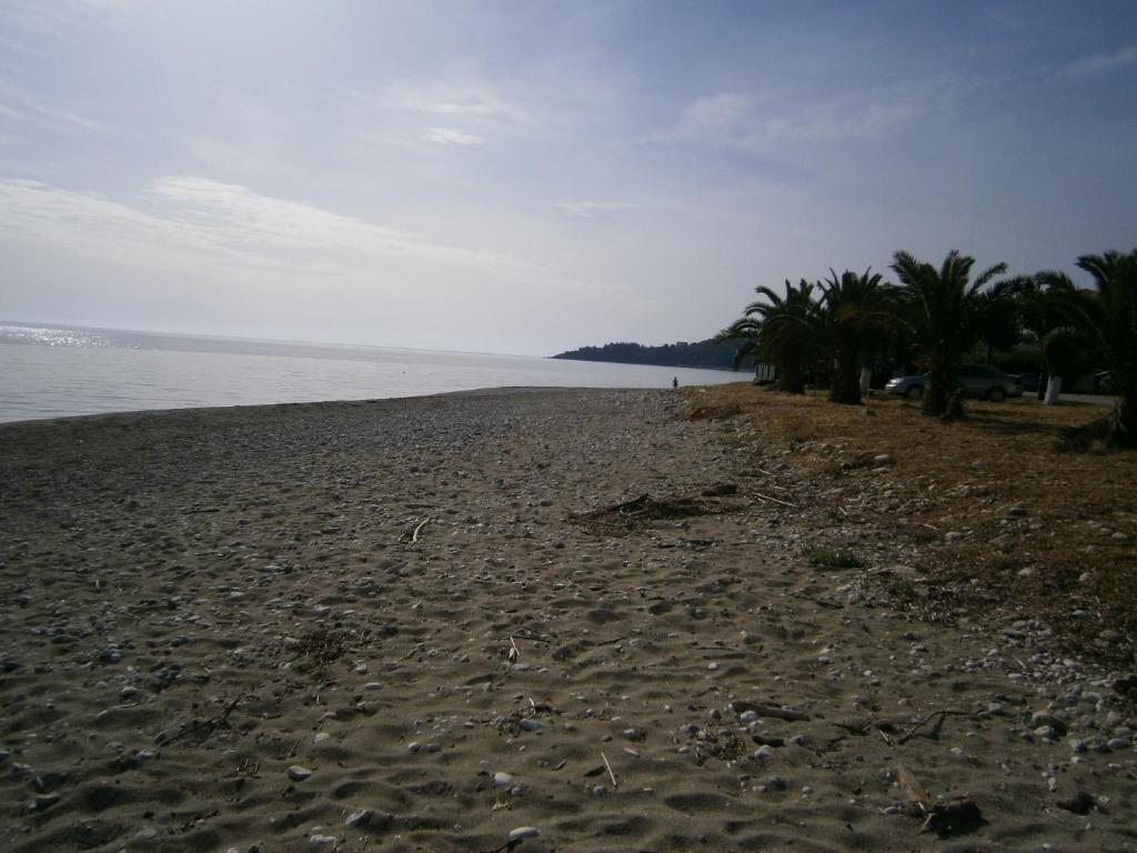Petros Studios Poros  Exterior photo