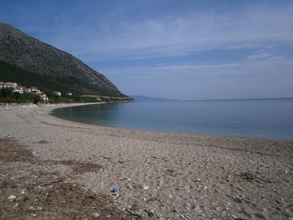 Petros Studios Poros  Exterior photo