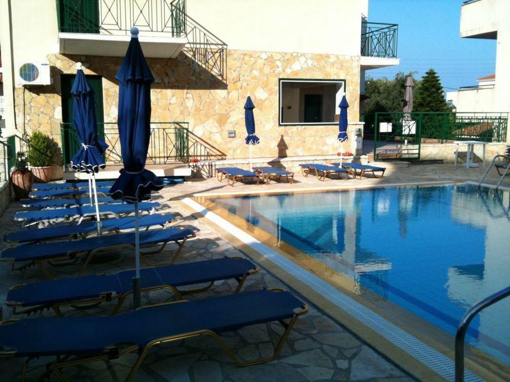 Petros Studios Poros  Exterior photo